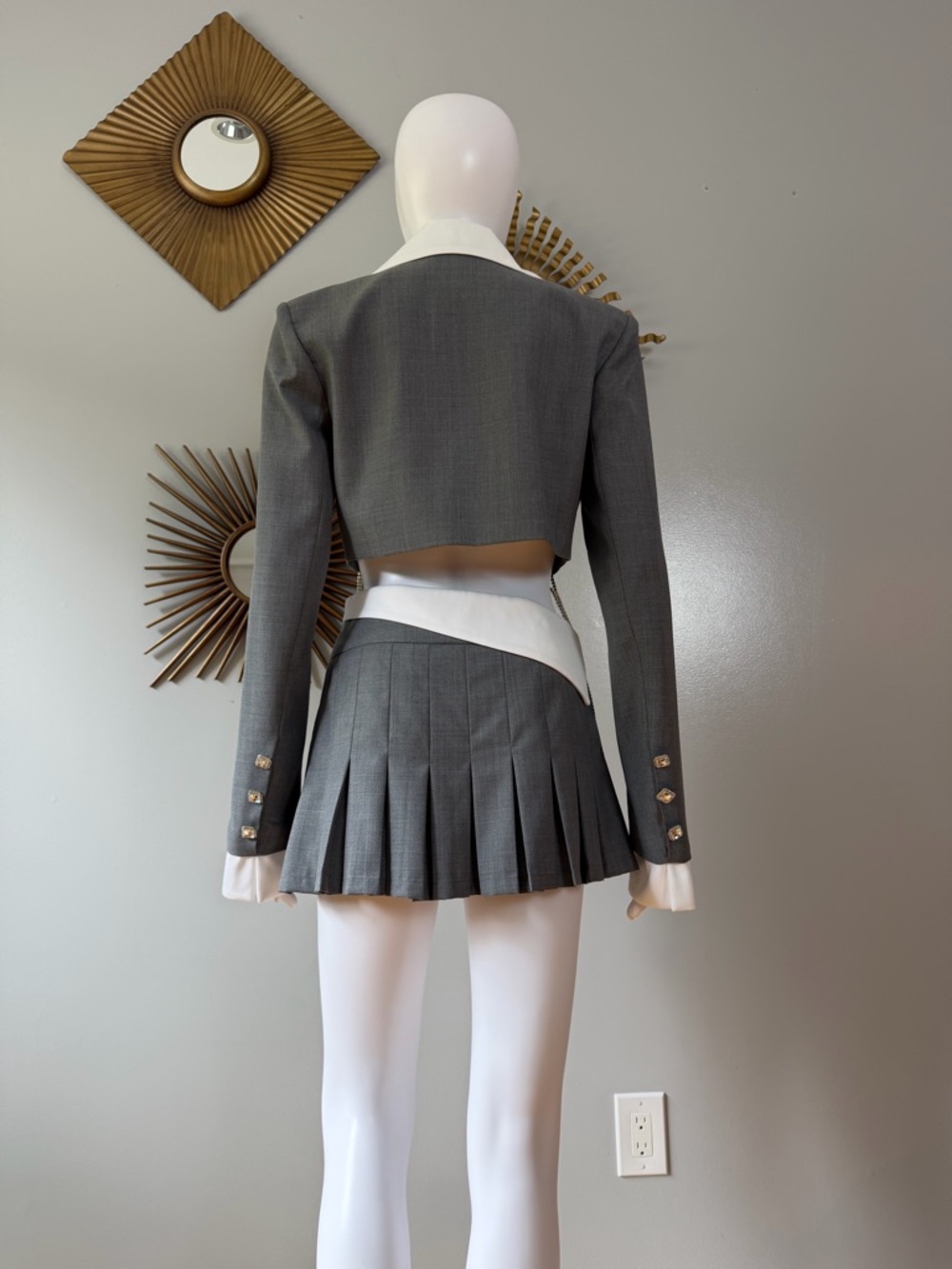 Nana Jacqueline - Charlotten & Harper Gray and White Pleated Skort Set - Picture 11 of 16